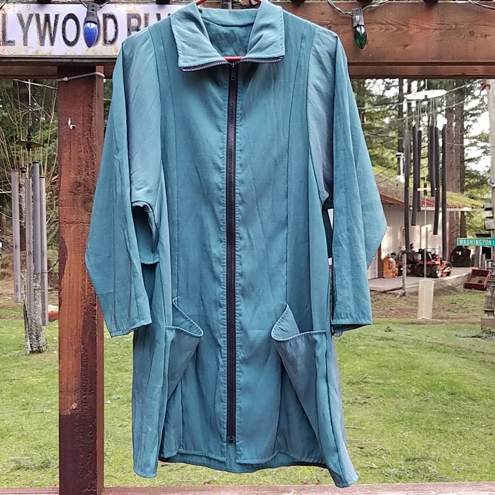 Maralyce Ferree Zip-Up Raincoat Or Windbreaker Iridescent With Pockets- Small